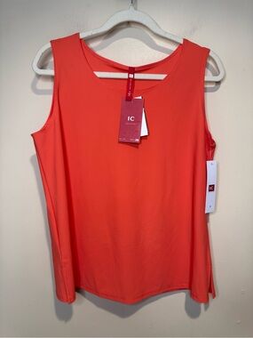 Ic collection by Connie K IC round Neck sleeveless Top